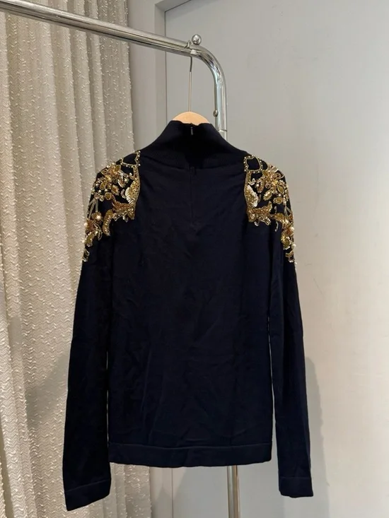 🚩steal Oscar de la Renta Navy Sweater with Gold Embroidered Detail - Picture 2 of 4